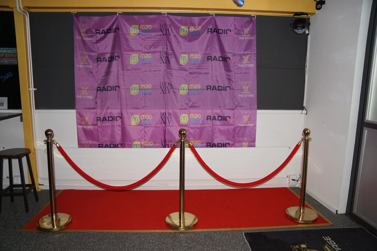 Ein bisschen Glam muss sein. Es gibt einen roten Teppich für jedermann.